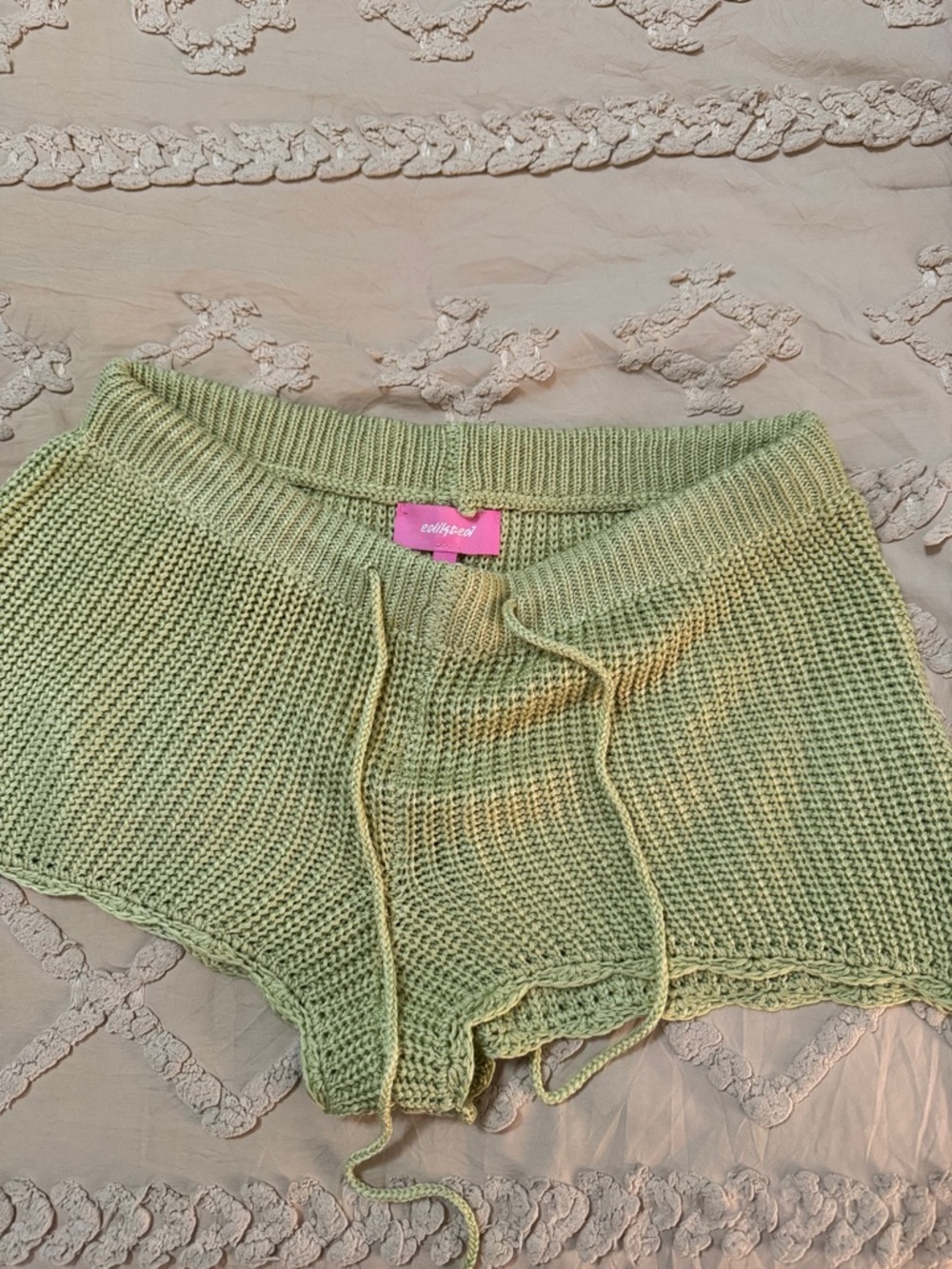 edikted green crotchet mini shorts